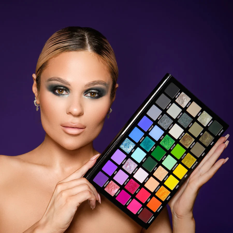 Carnival Interstellar 45 Color Eyeshadow Palette