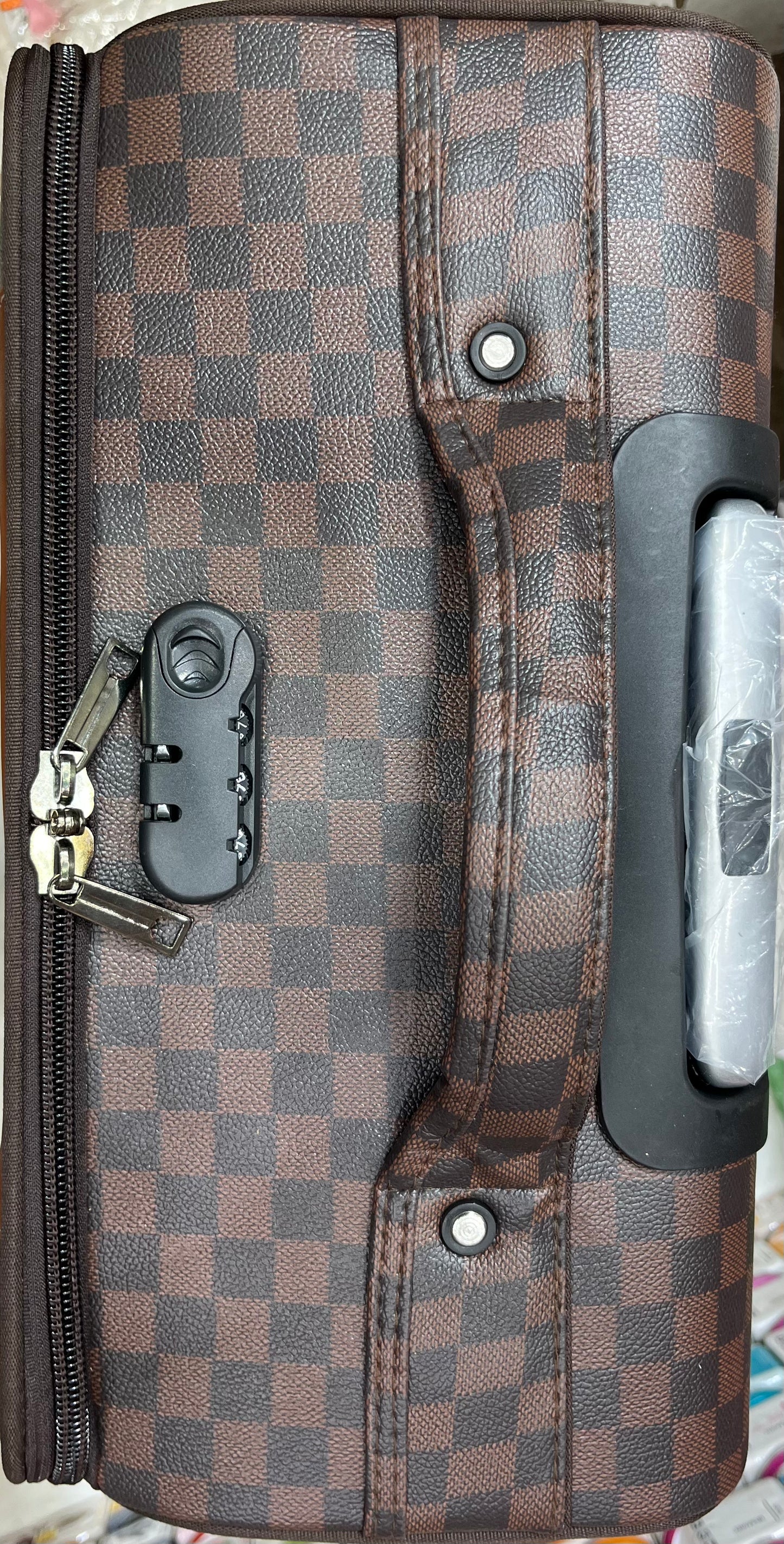 Khushi Beauty Center Makeup Trolley