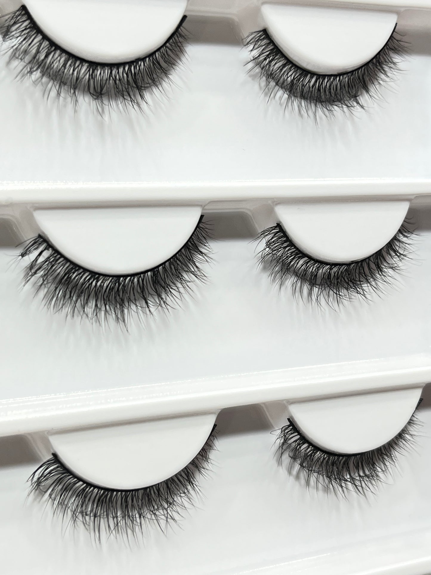 Khushi Mink Hair Lashes 16 Pair Set.