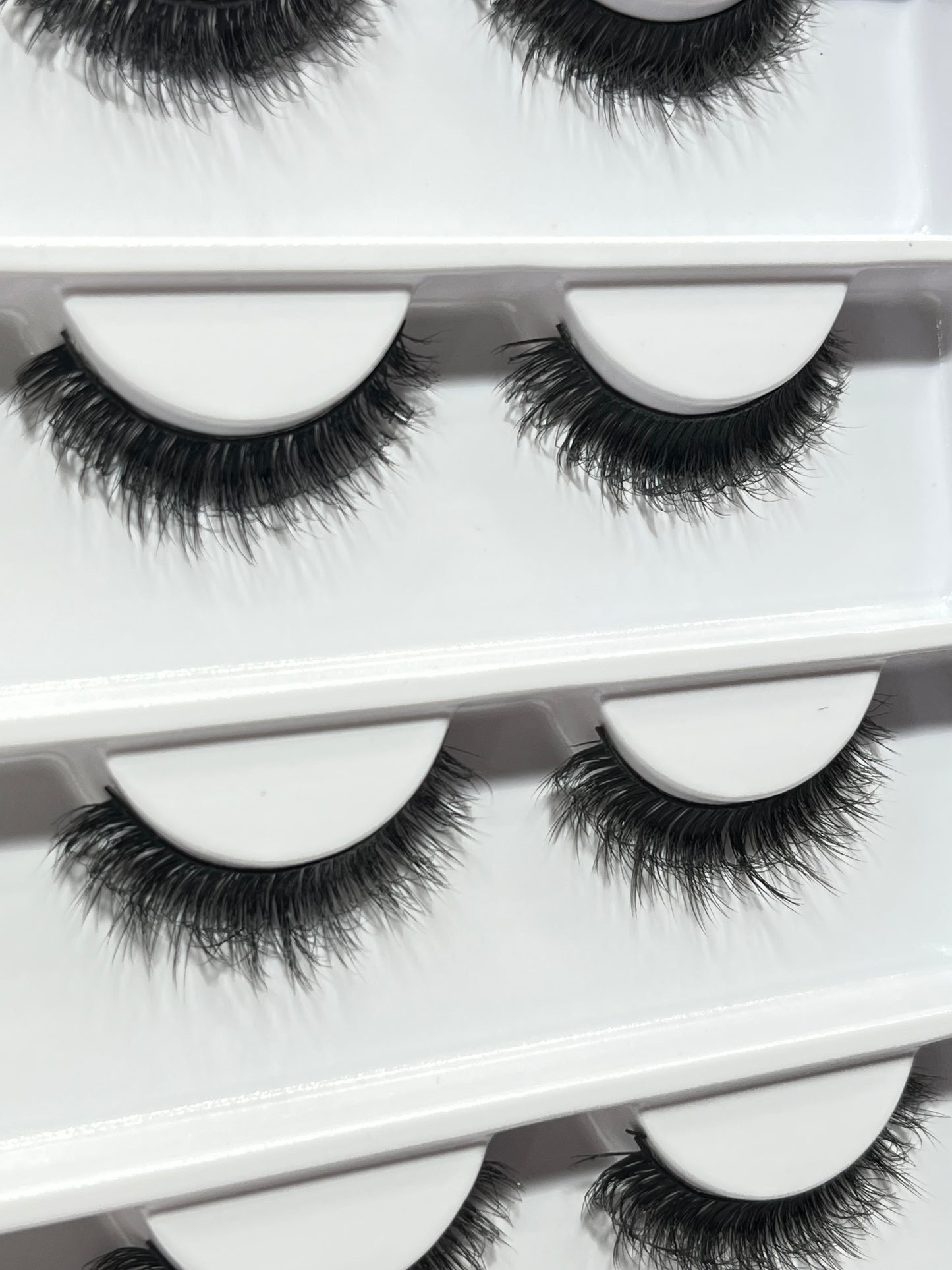 Khushi Mink Hair Lashes 16 Pair Set.