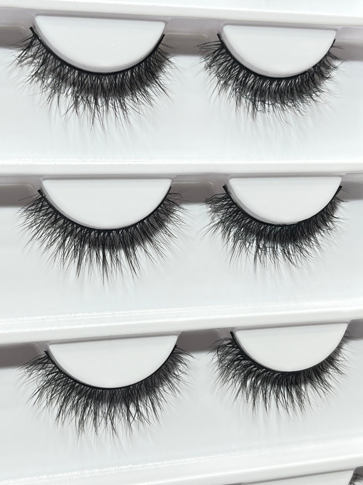 Khushi Mink Hair Lashes 16 Pair Set.