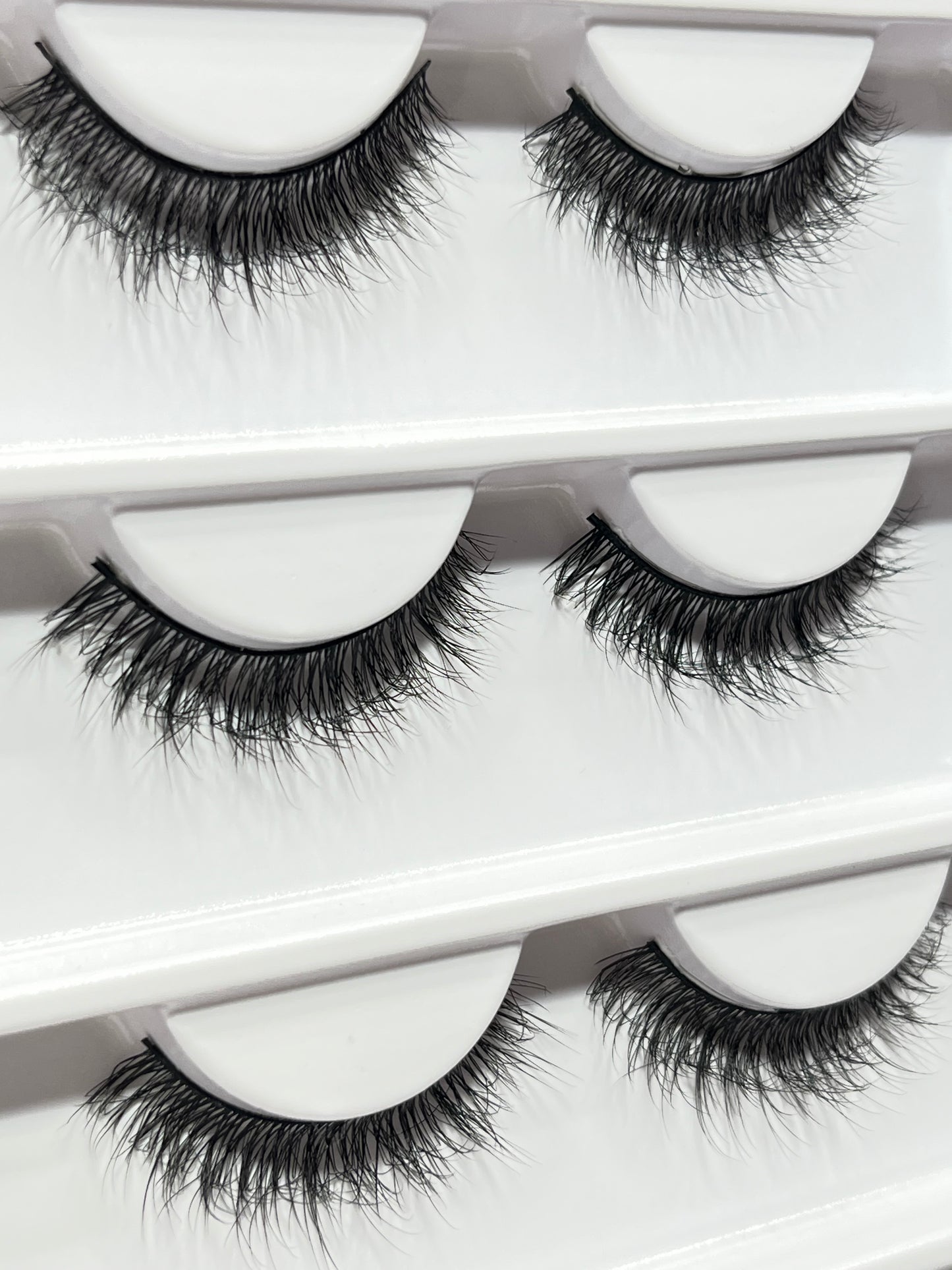 Khushi Mink Hair Lashes 16 Pair Set.