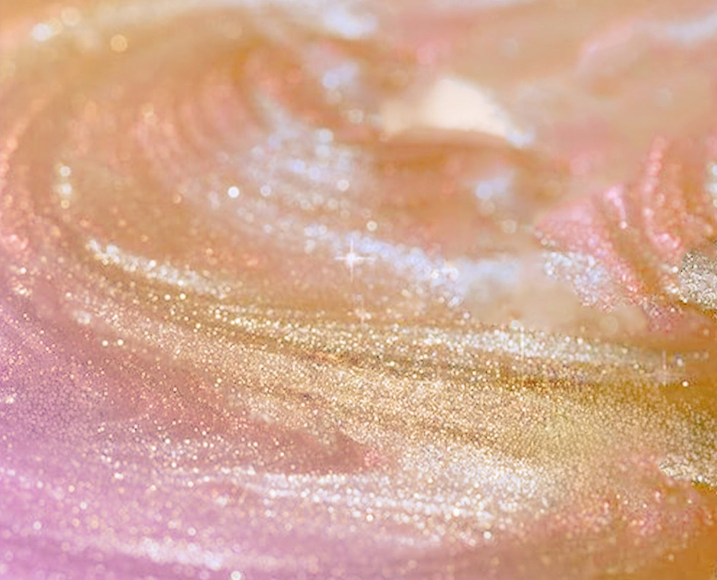 Renee Holographic Liquid Liner
