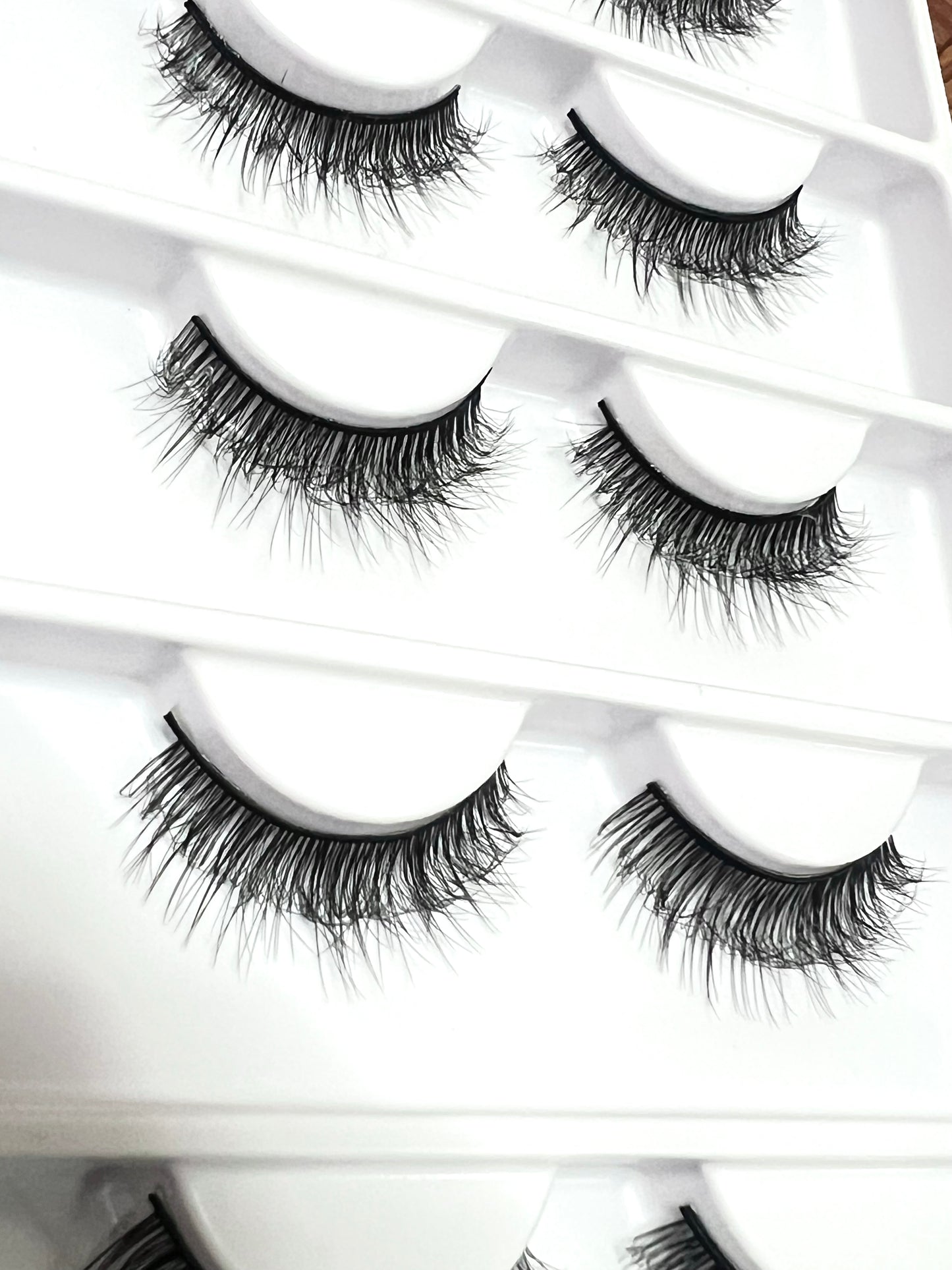 Khushi Mink Hair Lashes 16 Pair Set.