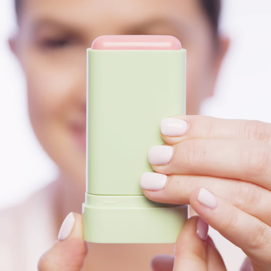 Pixi On The Glow Stick Blush