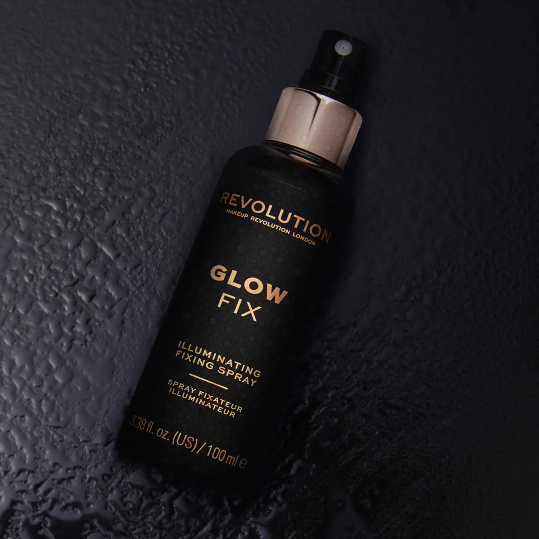 Revolution Glow fix Illuminating Fixing Spray
