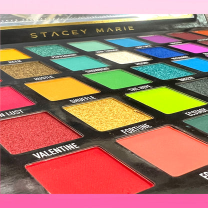 Carnival XL Remastered  Eyeshadow Palette Bperfect