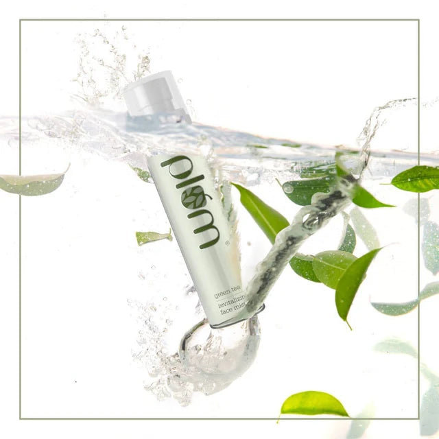 Plum Green Tea Revitalizing Face Mist toner