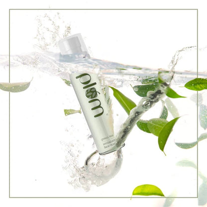 Plum Green Tea Revitalizing Face Mist toner