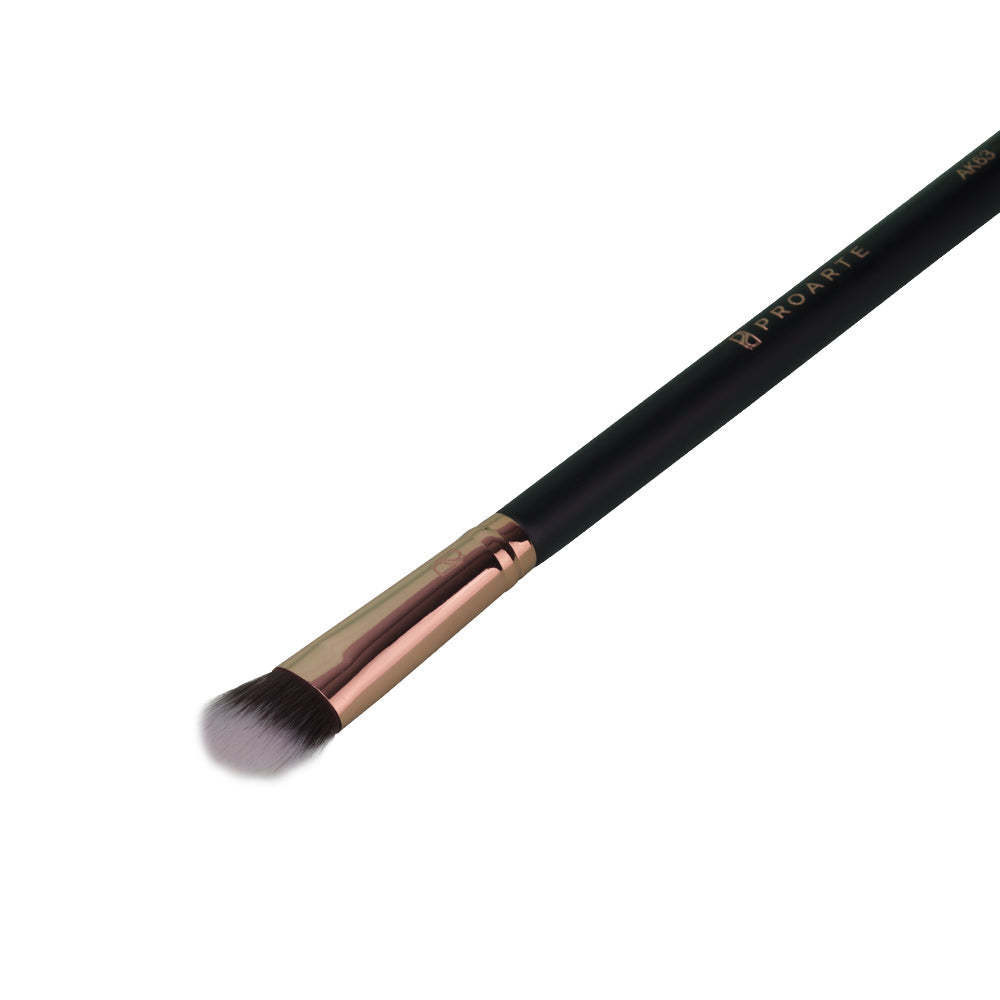 Proarte AK63 Mini Angled Kabuki Brush