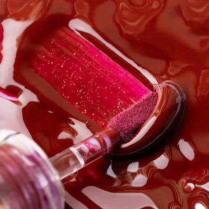 Europe Girl Lip Gloss Pro