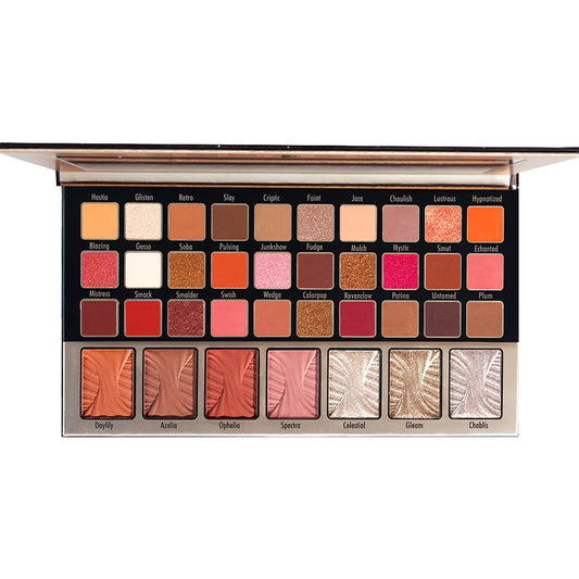 Character Hypnotize Eyeshadow Blusher and Highlighter Palette