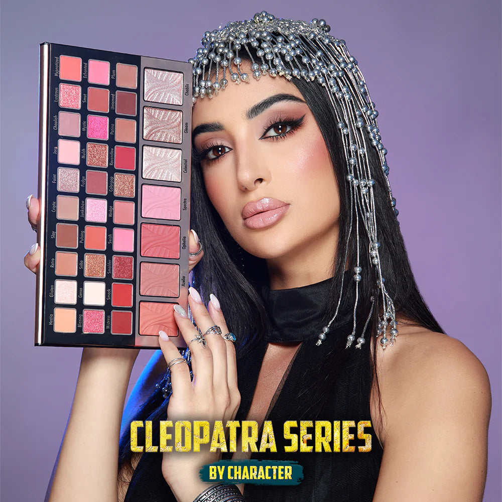 Character Hypnotize Eyeshadow Blusher and Highlighter Palette