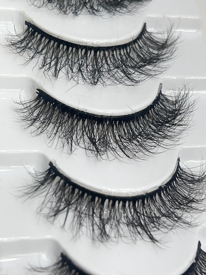 Khushi Mink Hair Lashes 16 Pair Set.