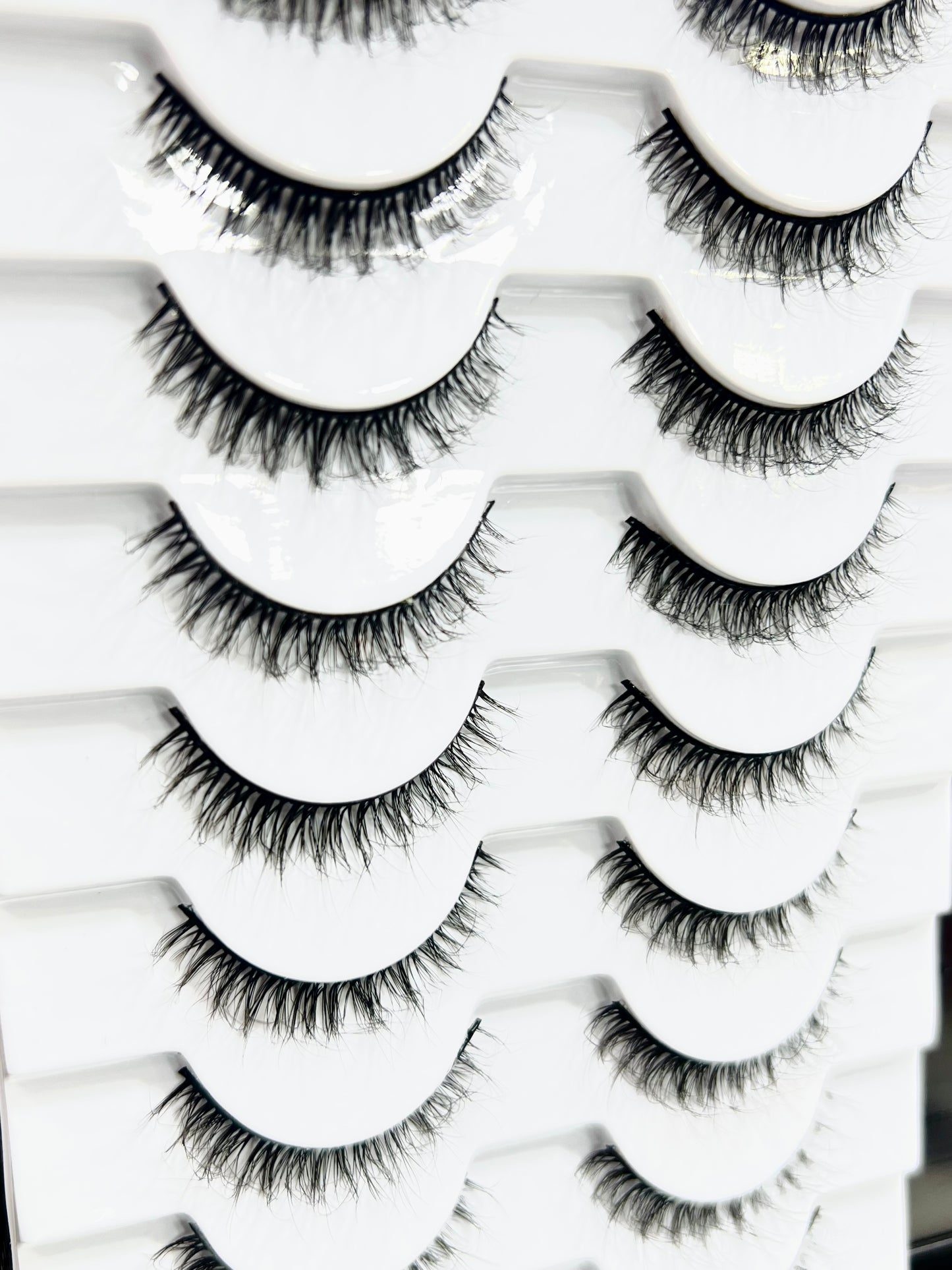 KBC Professional Cosmetic 10 Pair Light Feather Lashes