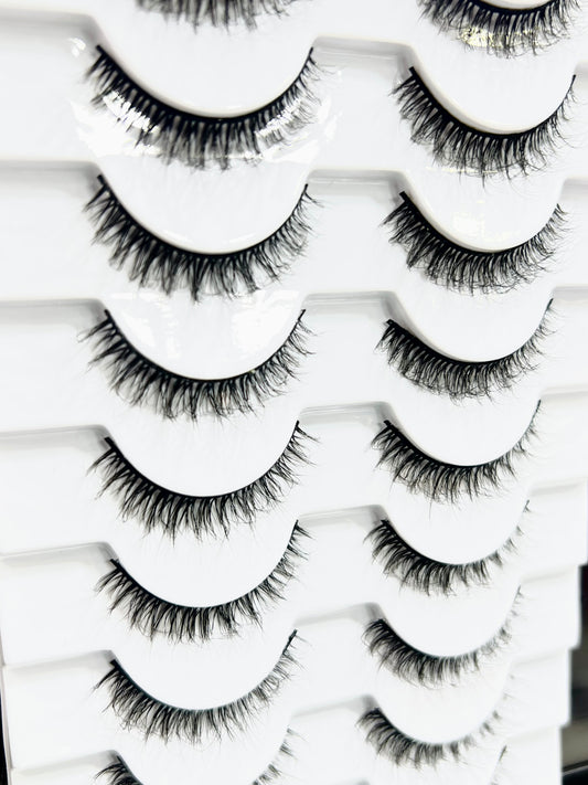 KBC Professional Cosmetic 10 Pair Light Feather Lashes