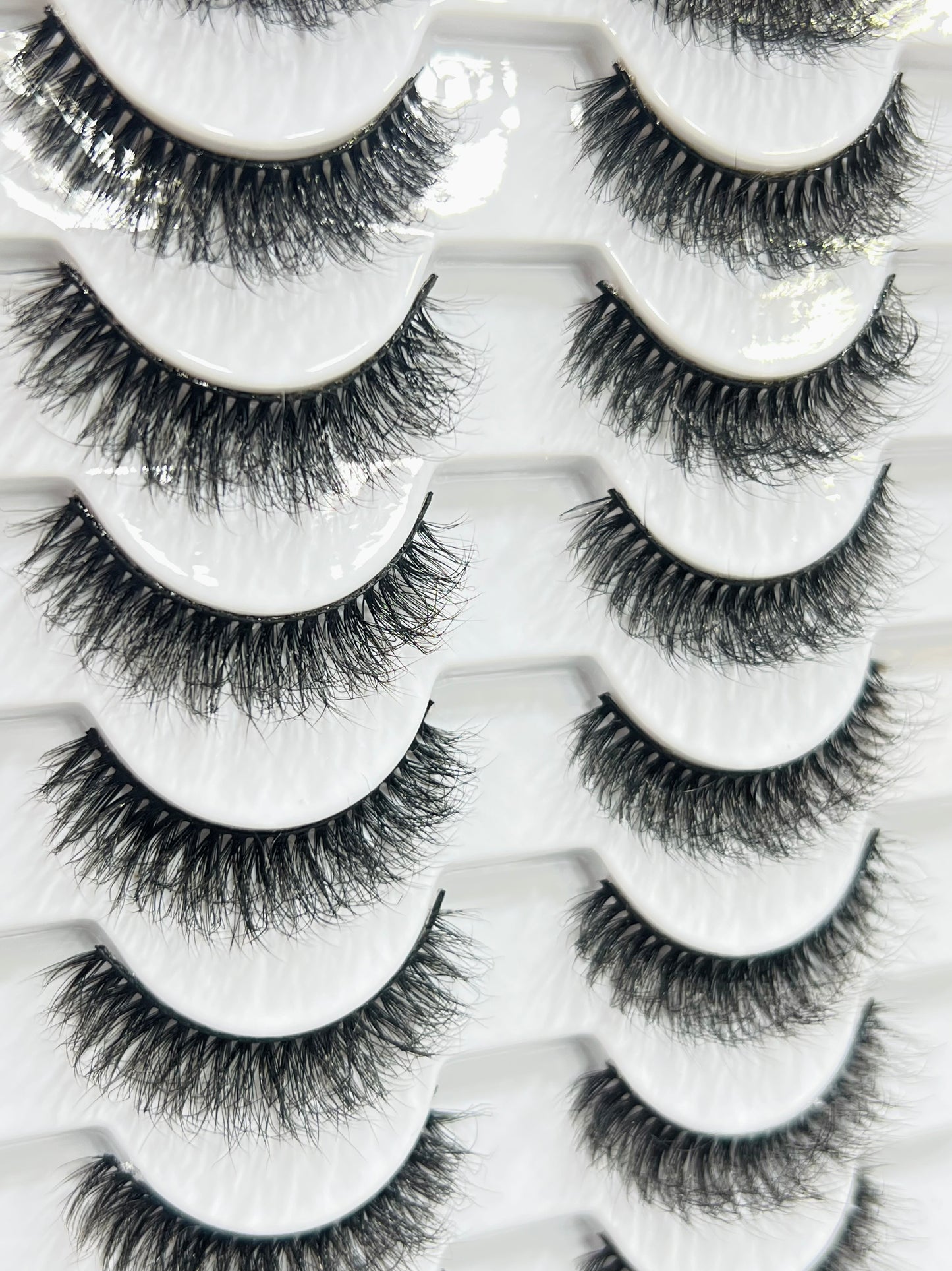 KBC Professional Cosmetic 10 Pair Light Feather Lashes