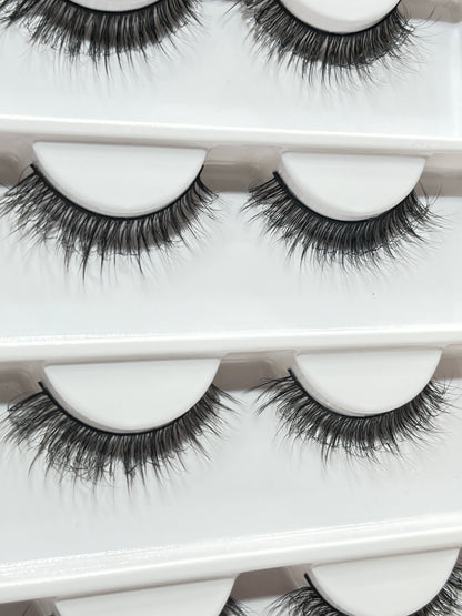 Khushi Mink Hair Lashes 16 Pair Set.